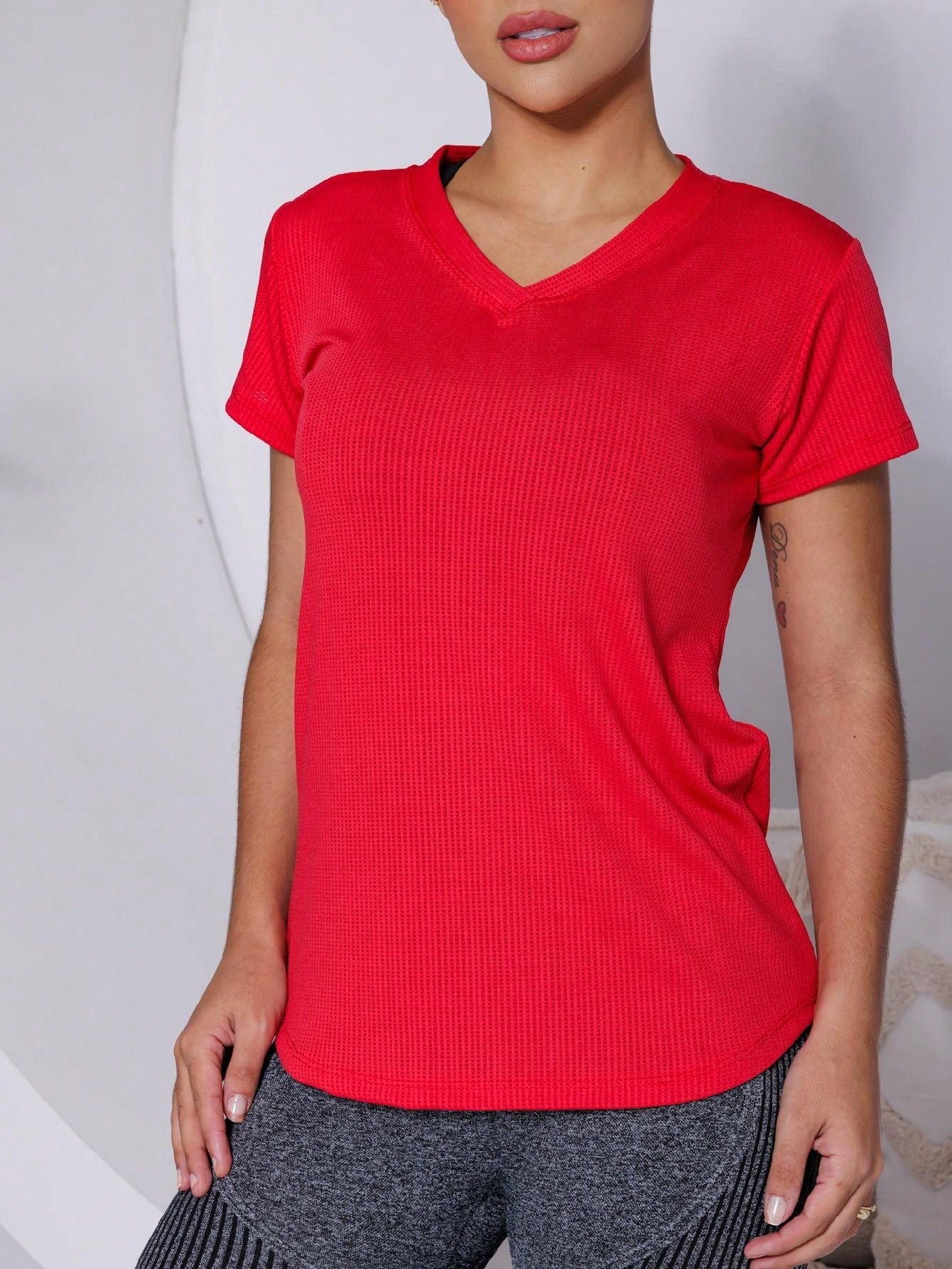 Dry Fit V-Neck T-Shirt Navy Blue Size M Polyester Elastane 15