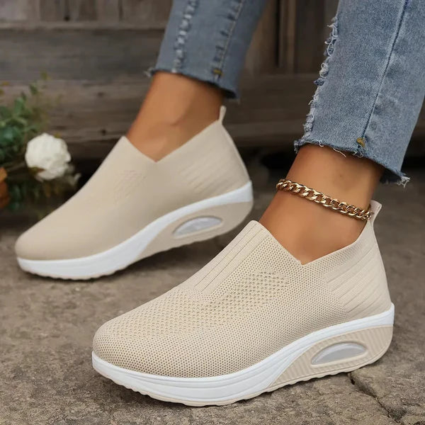 Ferrazi Women's Slip-On Casual Soft Non-Slip Sneakers 1