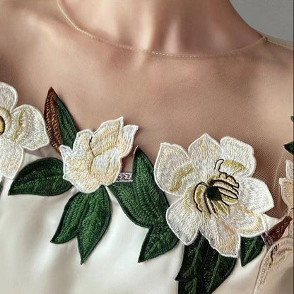Floral Lace Chiffon Blouse | White | Size M | 100% Polyester 2