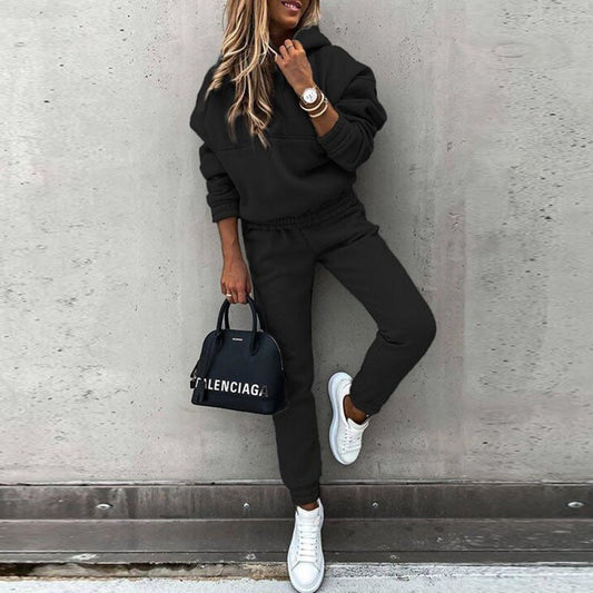Livia | Two-Piece Sweatshirt and Joggers Set 0