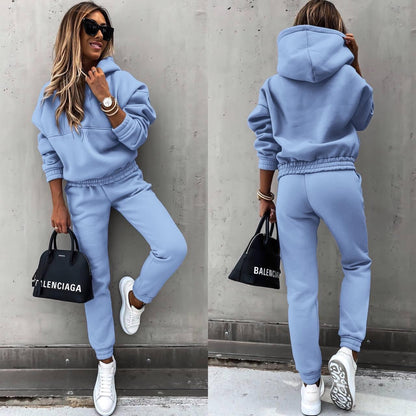 Livia | Two-Piece Sweatshirt and Joggers Set 1