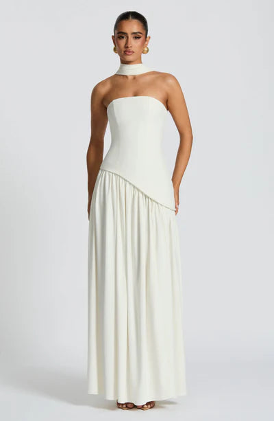 Modern Mya Strapless Long Dress | Elegant Evening Gown 17