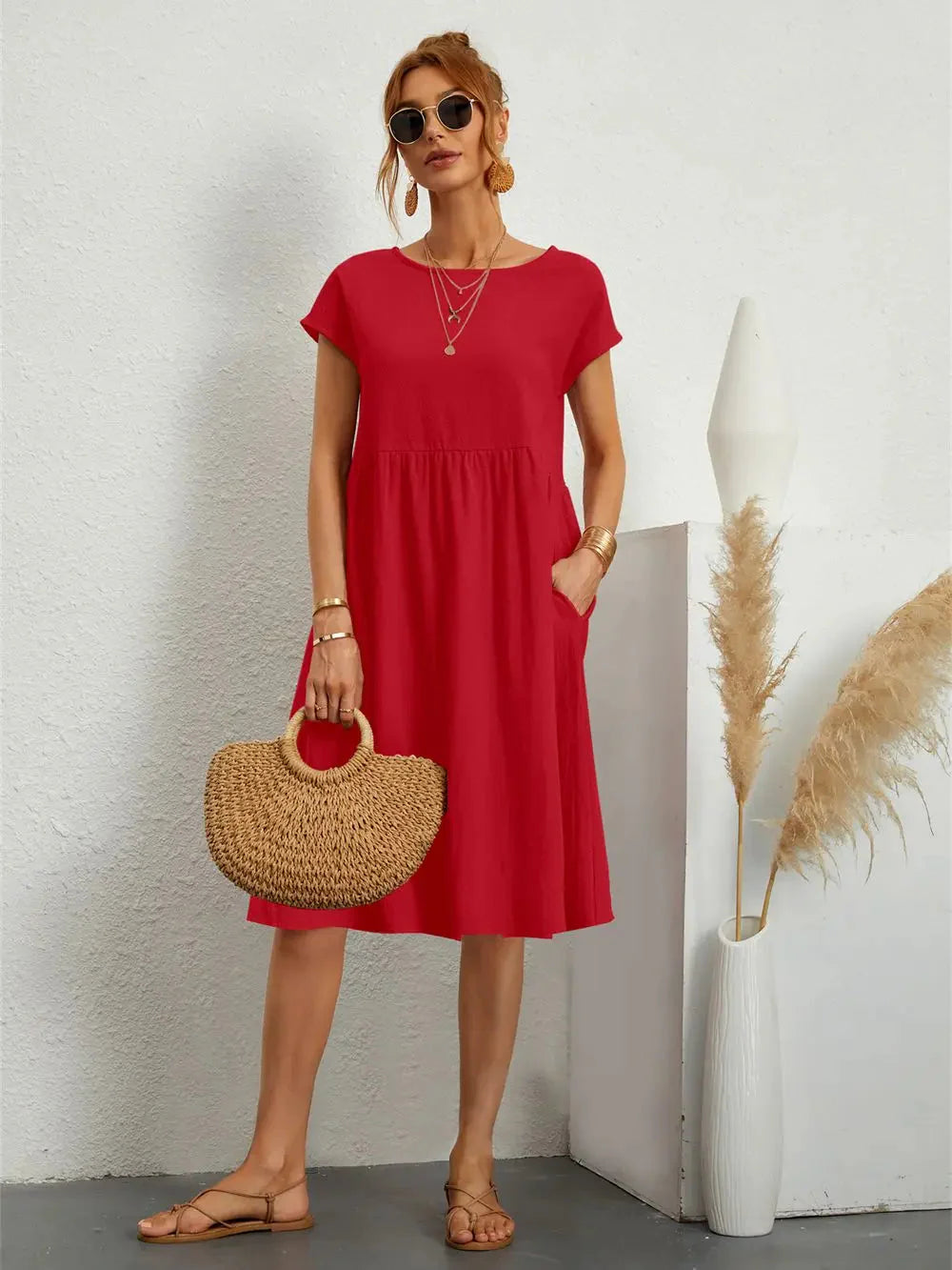 Seraphine | Women's Midi Dress with Pockets and Lightweight Fabric 0