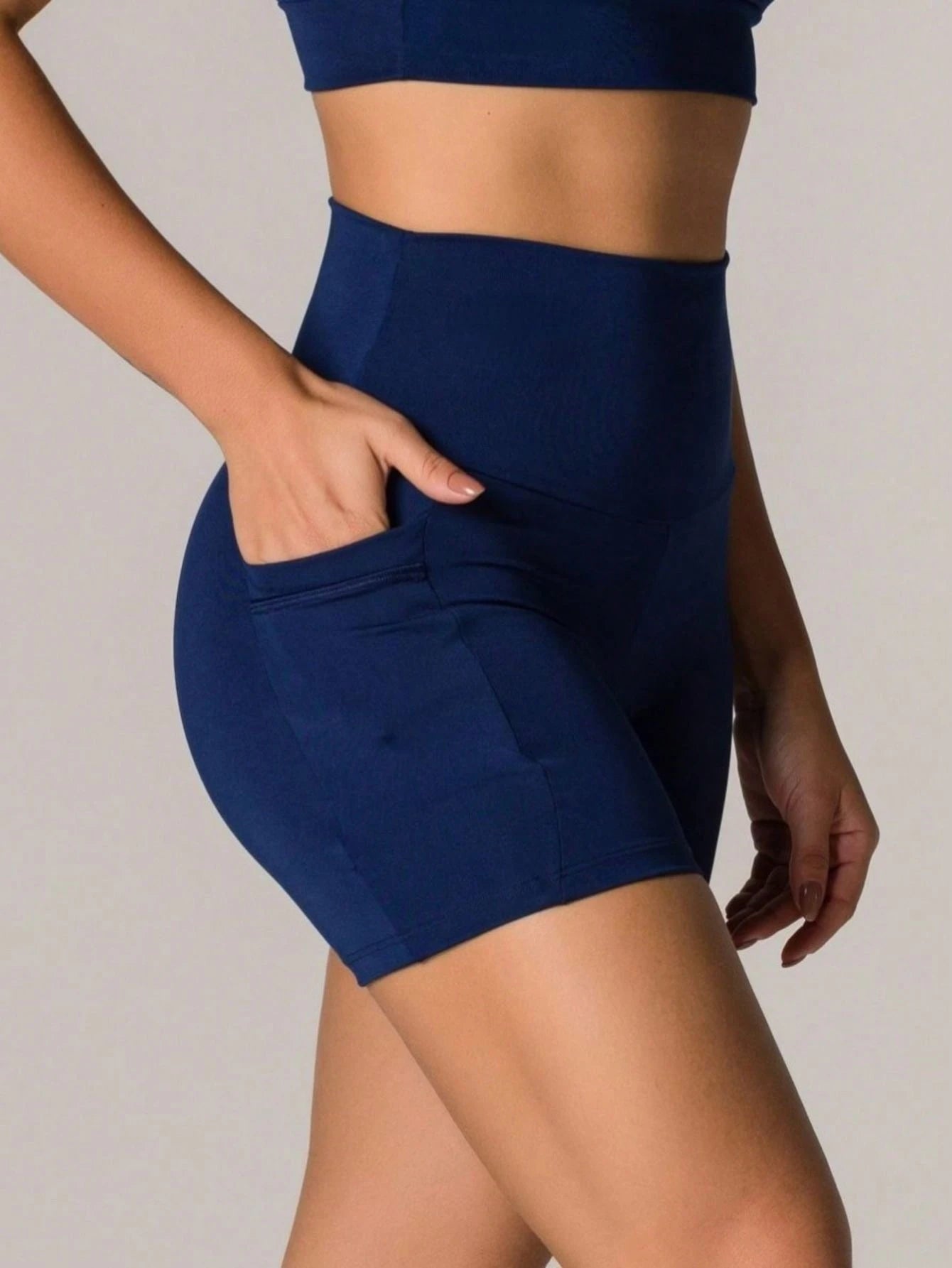 Women's Fitness Shorts Navy Blue Size M Textured Fabric 5